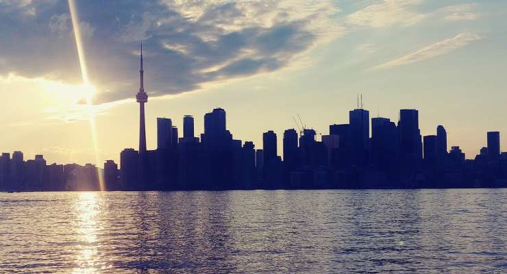 Average home price hits record level as real estate market continues to heat up
